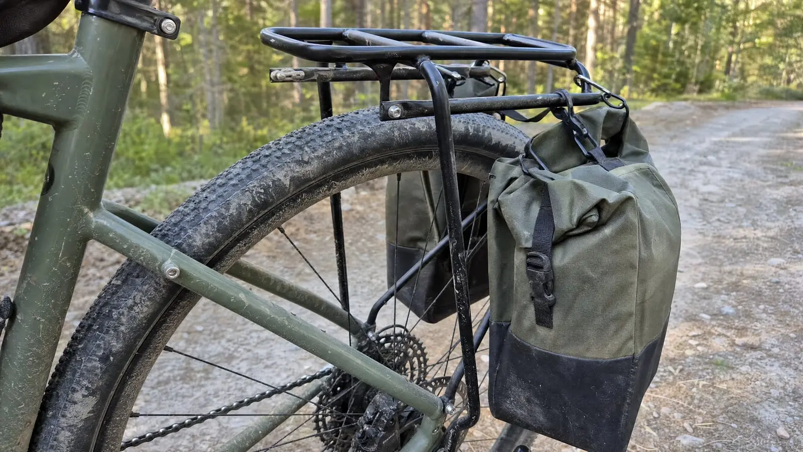 Cover Image for The Best Rear Racks for Bikepacking: Load-Bearing Picks Compared